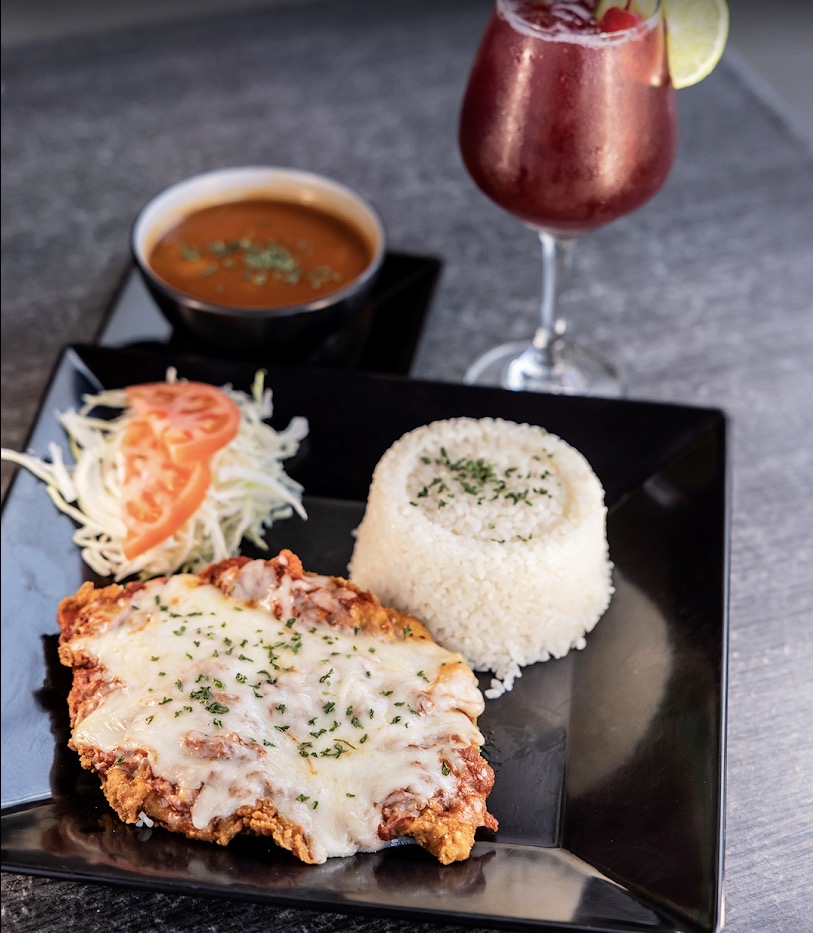 Pollo a la Parmesana · Chicken Parmesan